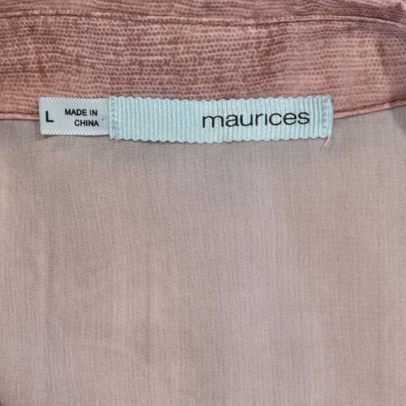 NWOT Maurcies Pink Shirt - Picture 5 of 8